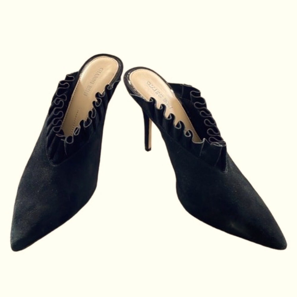 Gianni Bini Suede Velour Black Stiletto Ruffle Heels size 9